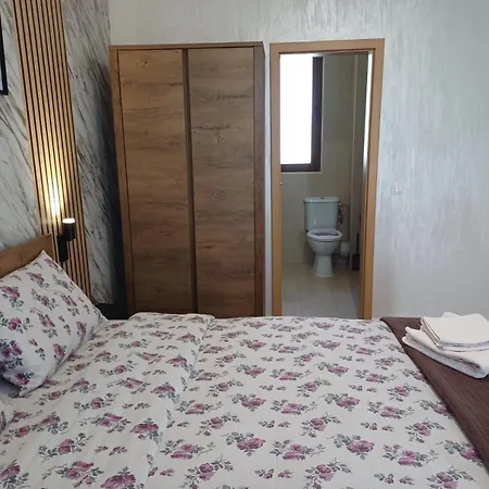 форест 58 Vila